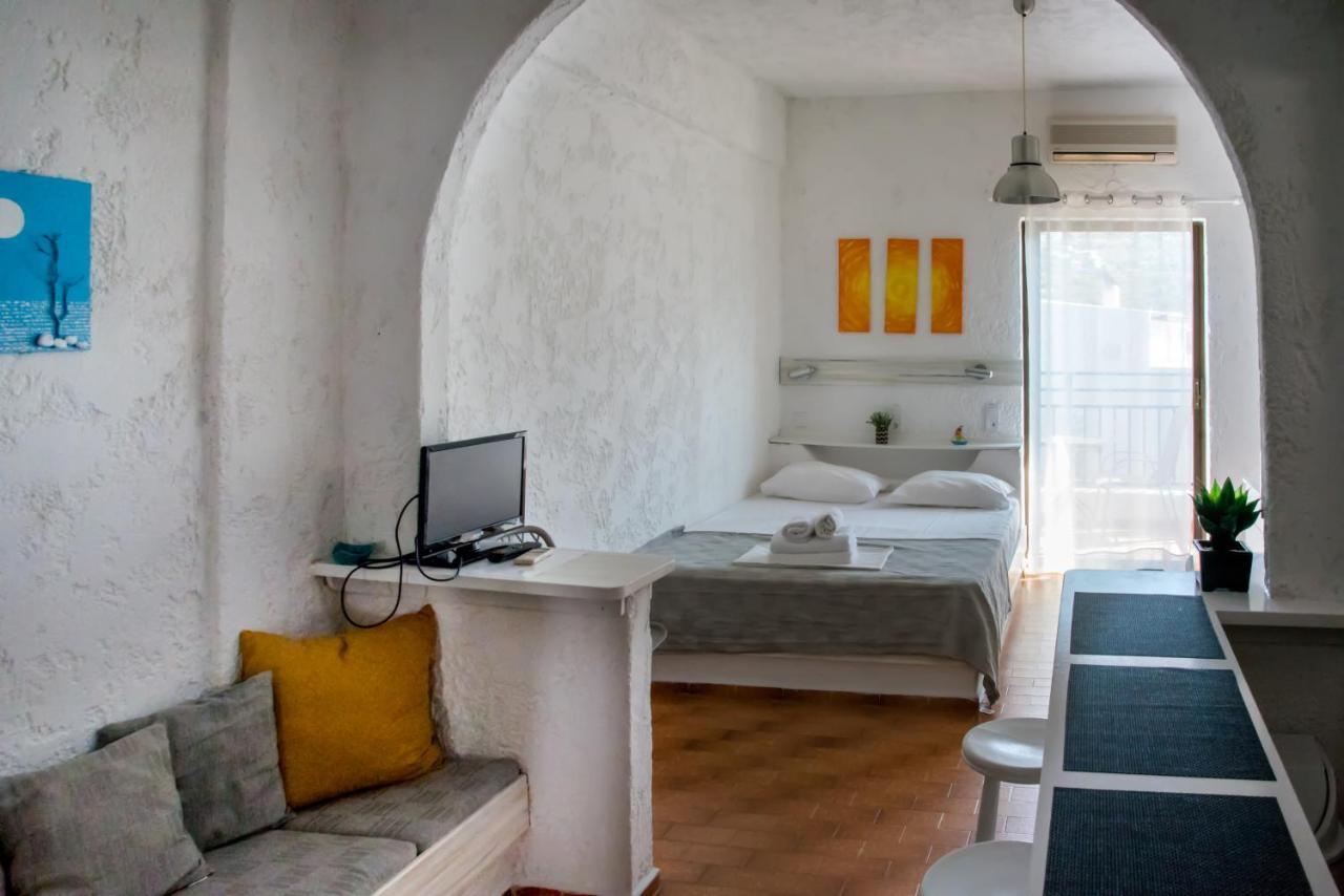 Aparthotel Amazona Agia Pelagia  Esterno foto