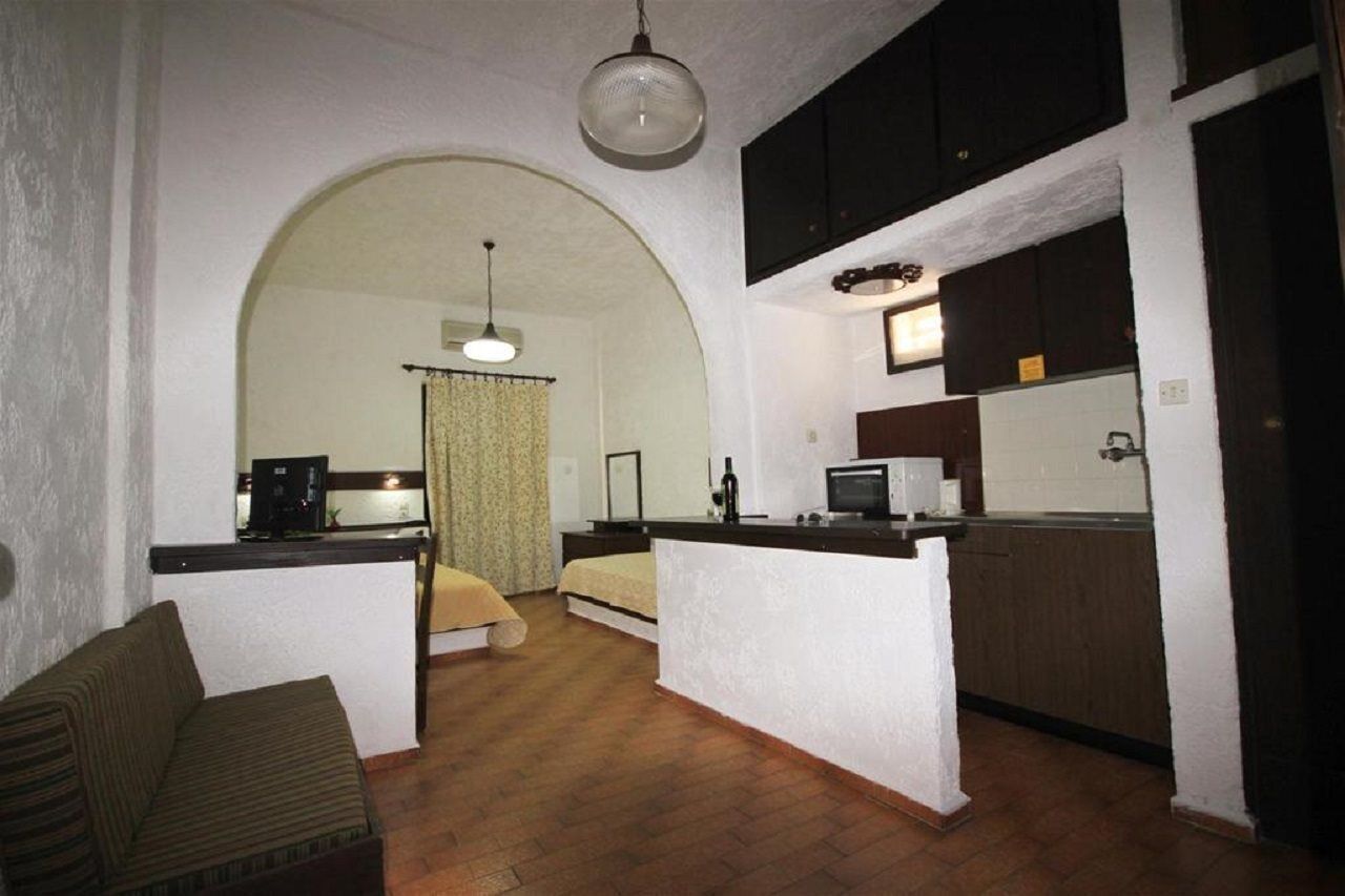 Aparthotel Amazona Agia Pelagia  Esterno foto